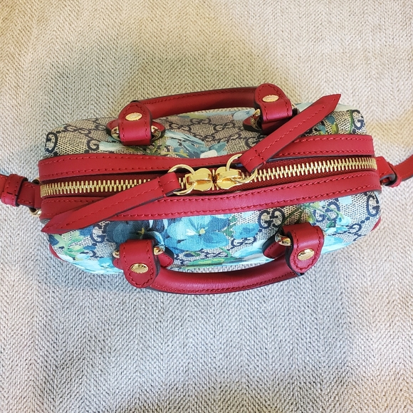 Brand new Gucci mini purse - Picture 2 of 11